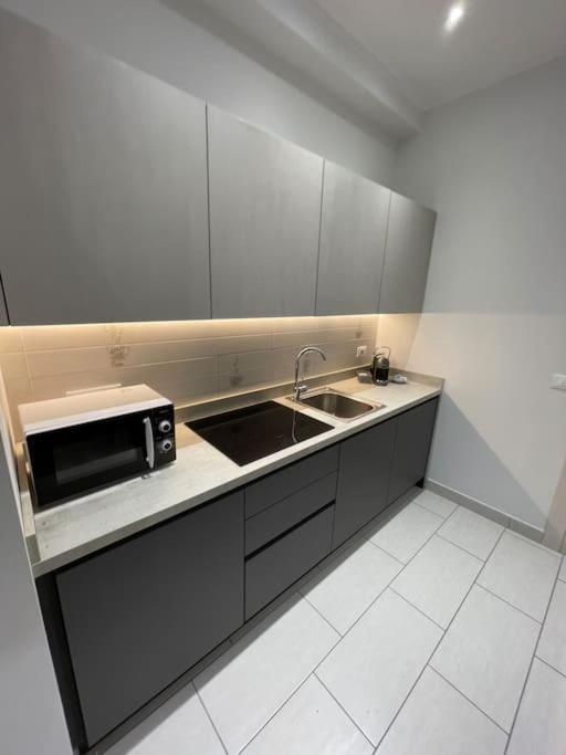 Appartement Near Metro Piazza Bengasi à Turin Extérieur photo